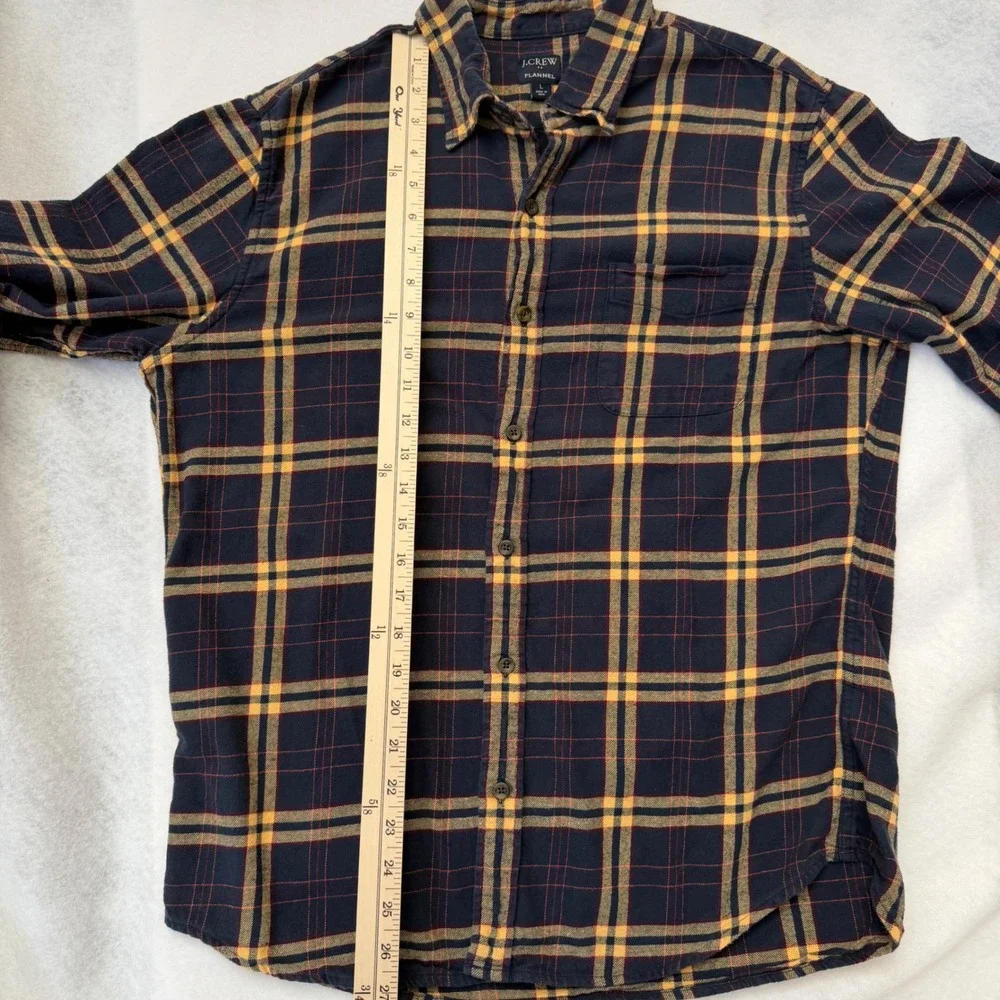 J. Crew Re-Imagined Flannel Shirt Mens Large Navy Plaid Cotton Button Down